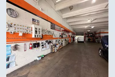 6340 Manor Ln, South Miami, FL 33143 - Photo 4