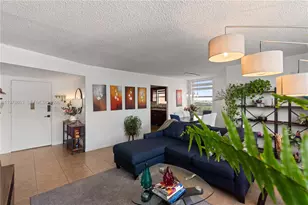 1351 NE Miami Gardens Dr, Miami, FL 33179 - Photo 12