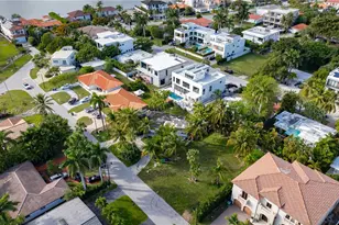 331 188th St, Sunny Isles Beach, FL 33160 - Photo 4