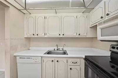 86 Fanshaw C #86, Boca Raton, FL 33434 - Photo 10