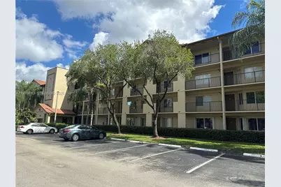 901 SW 141st Ave #109M, Pembroke Pines, FL 33027 - Photo 2