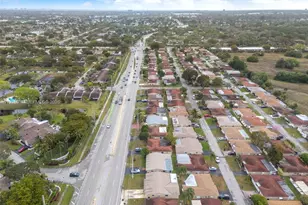 1180 NW 49th Ct, Deerfield Beach, FL 33064 - Photo 28