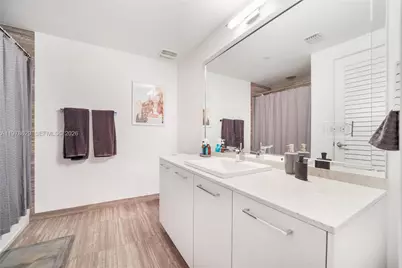 1010 Brickell Ave #2907, Miami, FL 33131 - Photo 12