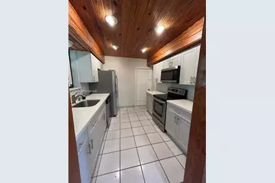 5001 SW 90th Ct, Miami, FL 33165 - Photo 4