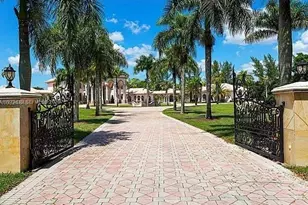 21579 Cartagena Dr, Boca Raton, FL 33428 - Photo 4
