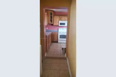 131 SE Serenata Ct, Port Saint Lucie, FL 34983 - Photo 8