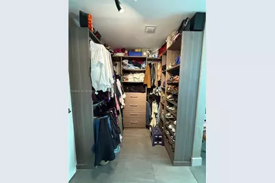 1080 Brickell Ave #2109, Miami, FL 33131 - Photo 6