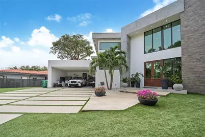 56 Samana Dr, Miami, FL 33133 - Photo 2