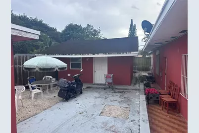 324 NW 47th St, Miami, FL 33127 - Photo 6