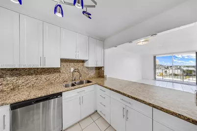 6900 Bay Dr #7E, Miami Beach, FL 33141 - Photo 8
