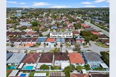 10230 SW 227th St, Cutler Bay, FL 33190 - Photo 6