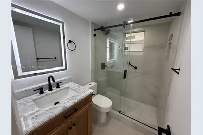 300 Berkley Rd #108, Hollywood, FL 33024 - Photo 24