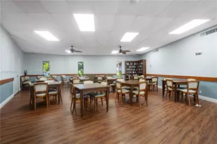 300 Berkley Rd, Hollywood, FL 33024 - Photo 34