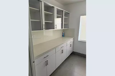 4751 W 4th Ave, Hialeah, FL 33012 - Photo 12