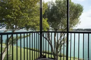 20860 San Simeon Way, Miami, FL 33179 - Photo 1