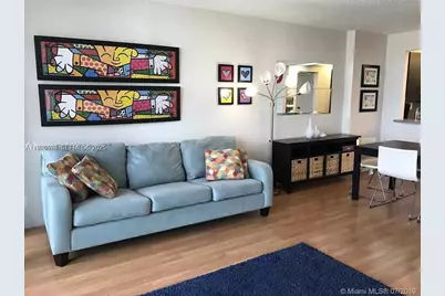 100 Bayview Dr #302, Sunny Isles Beach, FL 33160 - Photo 2