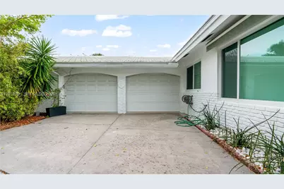 4512 Seagrape Dr, Lauderdale by the Sea, FL 33308 - Photo 12