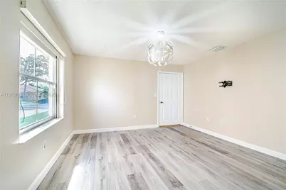 13781 N Garden Cove Cir #0, Davie, FL 33325 - Photo 10