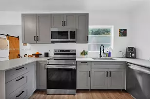 274 NW 43rd St, Miami, FL 33127 - Photo 42