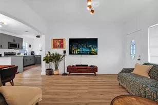 274 NW 43rd St, Miami, FL 33127 - Photo 46