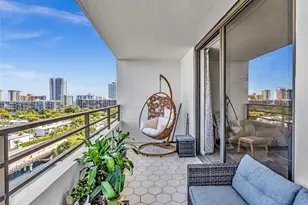 2500 Parkview Dr, Hallandale Beach, FL 33009 - Photo 22