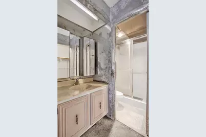 3821 Environ Blvd #309, Lauderhill, FL 33319 - Photo 14