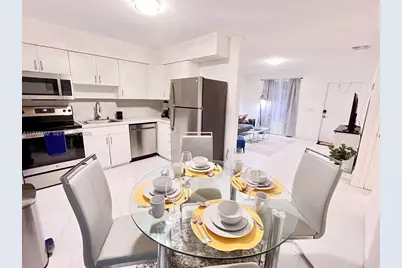200 SW 11th St #1-2, Hallandale Beach, FL 33009 - Photo 4