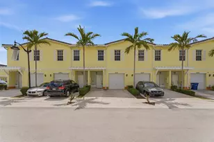 4032 NW 11th St, Lauderhill, FL 33313 - Photo 2