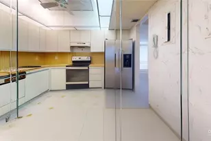 2500 Parkview Dr, Hallandale Beach, FL 33009 - Photo 8