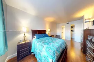 427 Golden Isles Dr, Hallandale Beach, FL 33009 - Photo 12