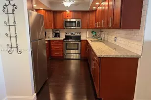 427 Golden Isles Dr, Hallandale Beach, FL 33009 - Photo 10