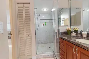 16445 Collins Ave, Sunny Isles Beach, FL 33160 - Photo 36