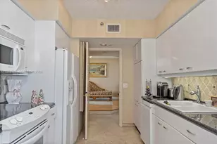 16445 Collins Ave, Sunny Isles Beach, FL 33160 - Photo 22
