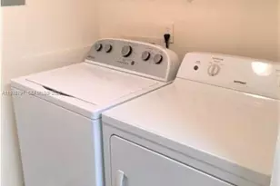 5930 Whispering Pine, Palm Beach, FL 33463 - Photo 8