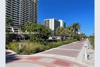 2555 Collins Ave #506, Miami Beach, FL 33140 - Photo 6