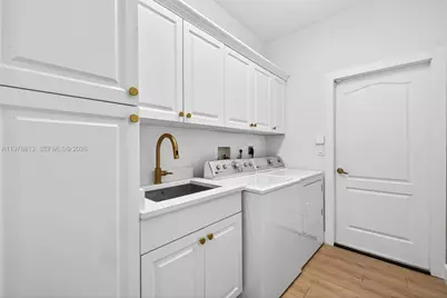 5305 23rd Ave, Cape Coral, FL 33914 - Photo 10