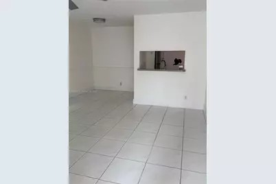 1001 Twin Lakes Dr. #29-D, Coral Springs, FL 33071 - Photo 4