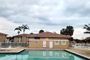 1001 Twin Lakes Dr, Coral Springs, FL 33071 - Photo 20