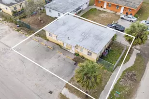 1101 SW 2nd St, Homestead, FL 33030 - Photo 2