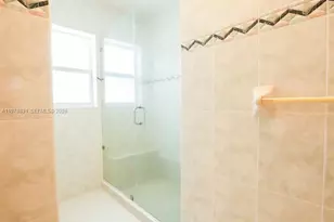 5511 NW 180th Terrace, Miami Gardens, FL 33055 - Photo 12