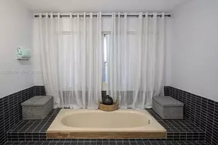 5716 NW 19th St, Lauderhill, FL 33313 - Photo 22