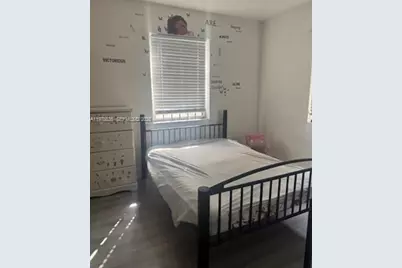850 NW 84th St, Miami, FL 33150 - Photo 6