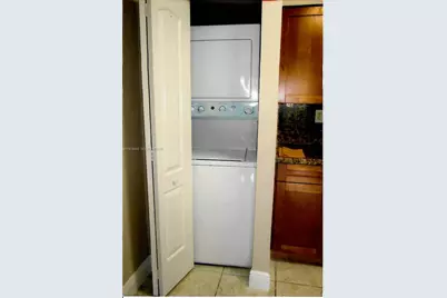 1800 SW 25th St #2109, Miami, FL 33133 - Photo 6