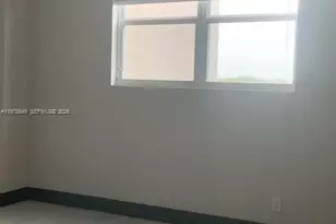 90 Edgewater Dr, Coral Gables, FL 33133 - Photo 10