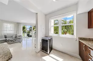 20000 E Country Club Dr, Aventura, FL 33180 - Photo 12