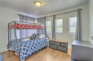 1920 NW 47th St, Miami, FL 33142 - Photo 14