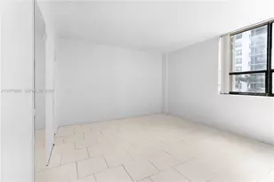 10185 Collins Ave, Bal Harbour, FL 33154 - Photo 20