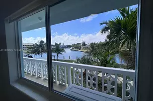 455 Golden Isles Dr, Hallandale Beach, FL 33009 - Photo 22