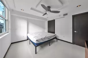 31 SE 5th St, Miami, FL 33131 - Photo 14