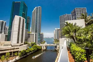 31 SE 5th St, Miami, FL 33131 - Photo 30
